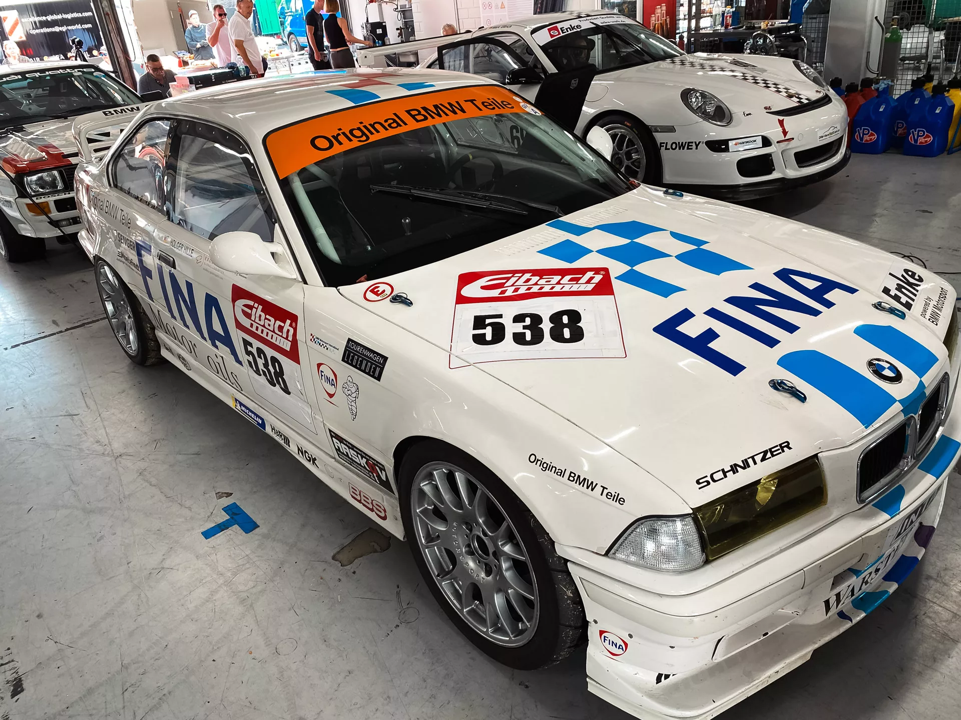 Rennwagen-2-BMW-318I-Baujahr